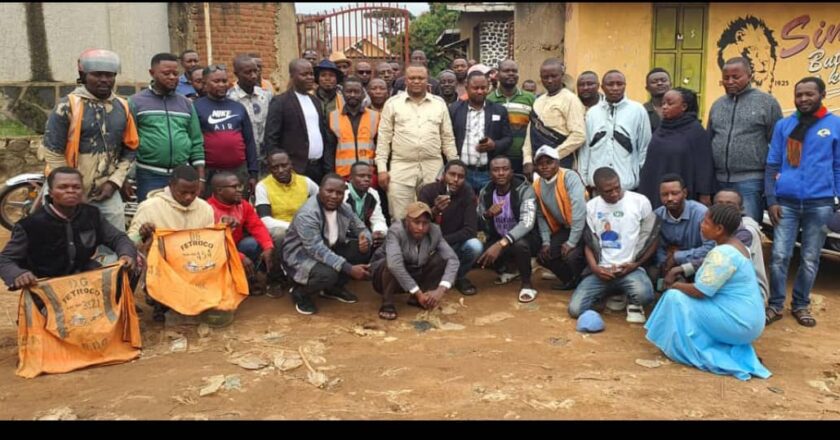 Beni : le député national Atsongya Kiyaya honore sa promesse, celle de contribuer à la construction de la clinique des motards