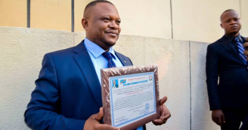 RDC : Le député national Atsongya Kiyaya Elvis élevé au rang d&rsquo;Ambassadeur de la Paix