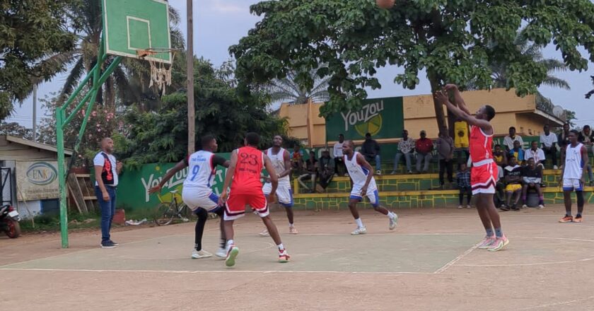 Beni – Basketball : Panthère se hisse en finale après une lutte acharnée contre Jaguar, tandis que The Young confirme sa suprématie face à BBC Espoir