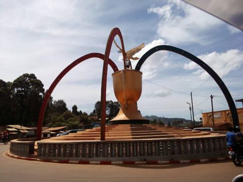 Butembo : une personne tuée et deux autres blessées dans une incursion armée à Bulengera