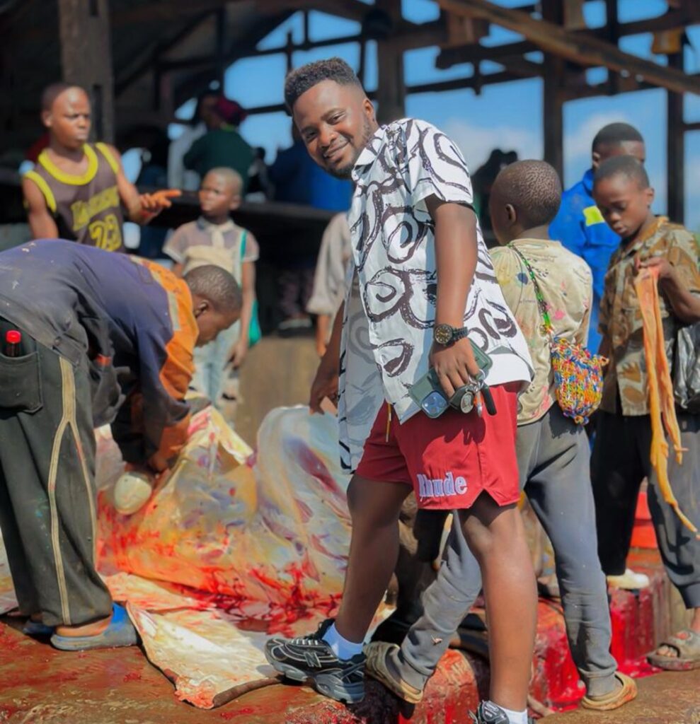Beni : Joël Bahyana promet ambiance et brochettes après l’abattage d’une vache soutenue par JKS Production