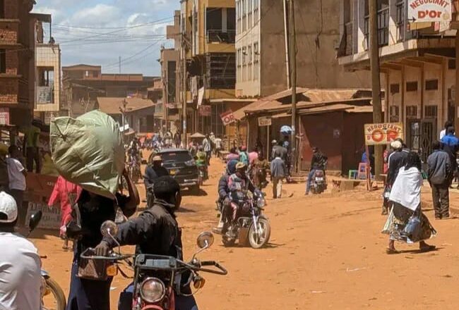 Butembo: tirs à balles réelles lors d’une altercation entre taximen et policiers sur l’avenue Ngulo