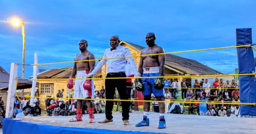 Beni-Boxe : Papy Kibanja s’impose lors du combat jubilaire, le tournoi interprovincial séduit le public