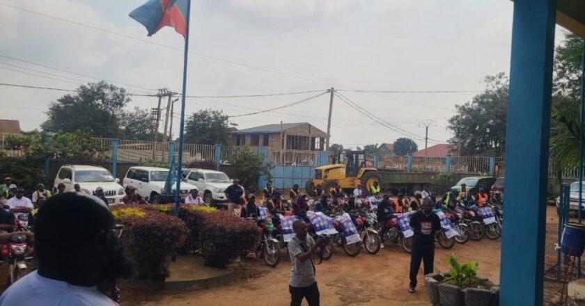 Beni : une caravane de sensibilisation contre Ebola cible les conducteurs de motos-taxis