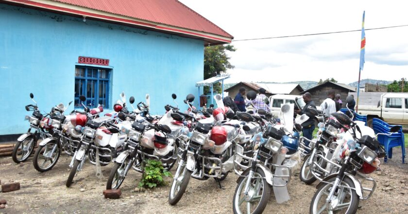 Beni : la MONUSCO soutient la gouvernance de proximité avec une dotation de 16 motos